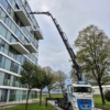 VvE Klooienberglaan in Zwolle: wielstellen vervangen met een kraanwagen